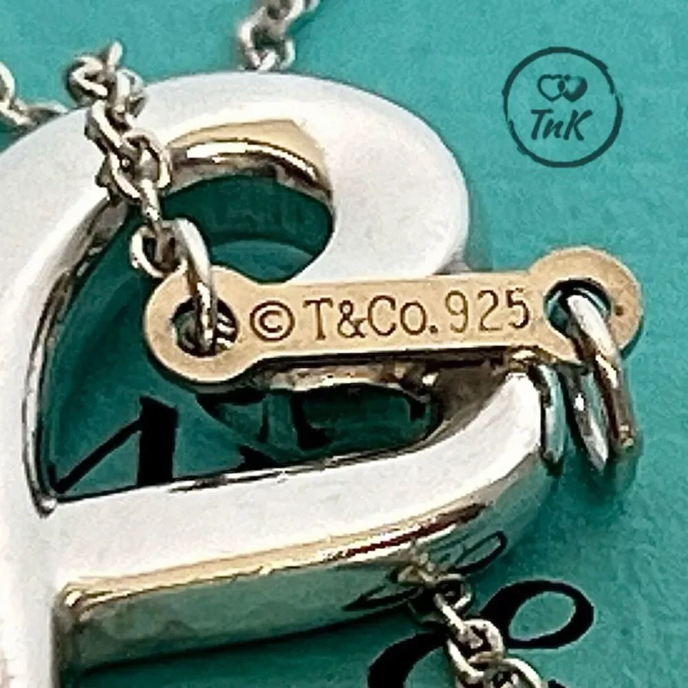 Tiffany & Co Paloma Picasso Loving Heart Pendant Necklace - Silver - 16”